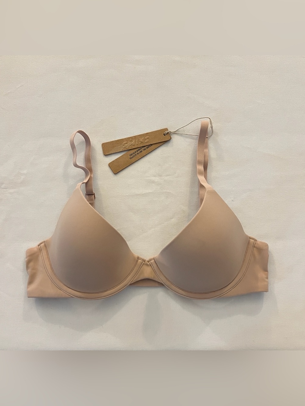 SKIMS FITS EVERYBODY PLUNGE BRA